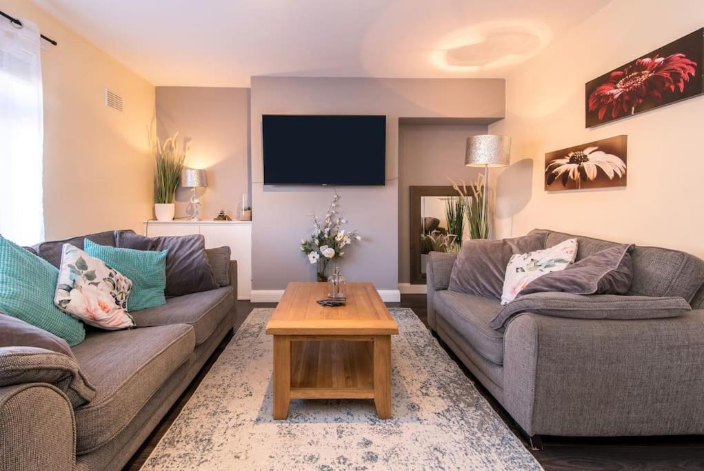 City Home From Home - Peaceful, Cosy & Modern 2Bed House نوتينغهام المظهر الخارجي الصورة